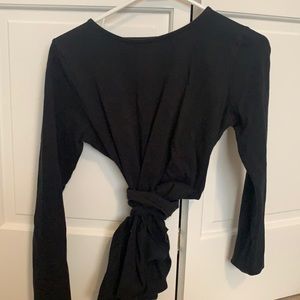 Split back top with tie around waist size small